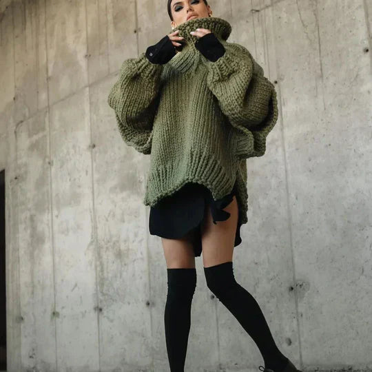 Winter-Rollkragenpullover von Yulia Joy