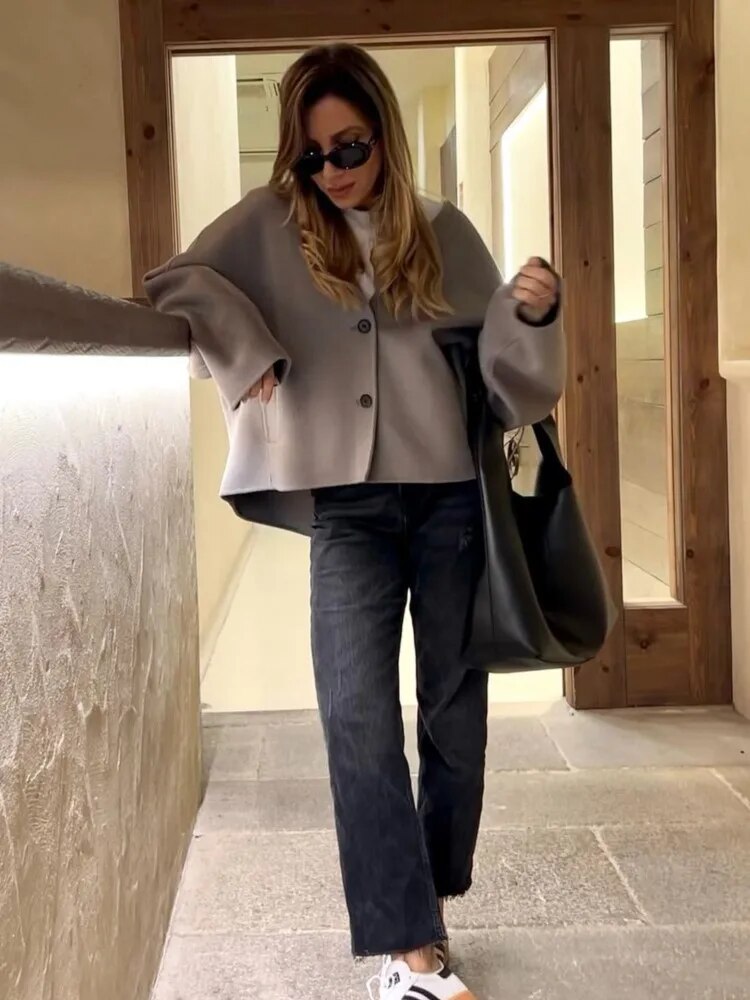 ModeGeist | Chic Kurze Wolljacke Wollmischung Elegant und Lässig