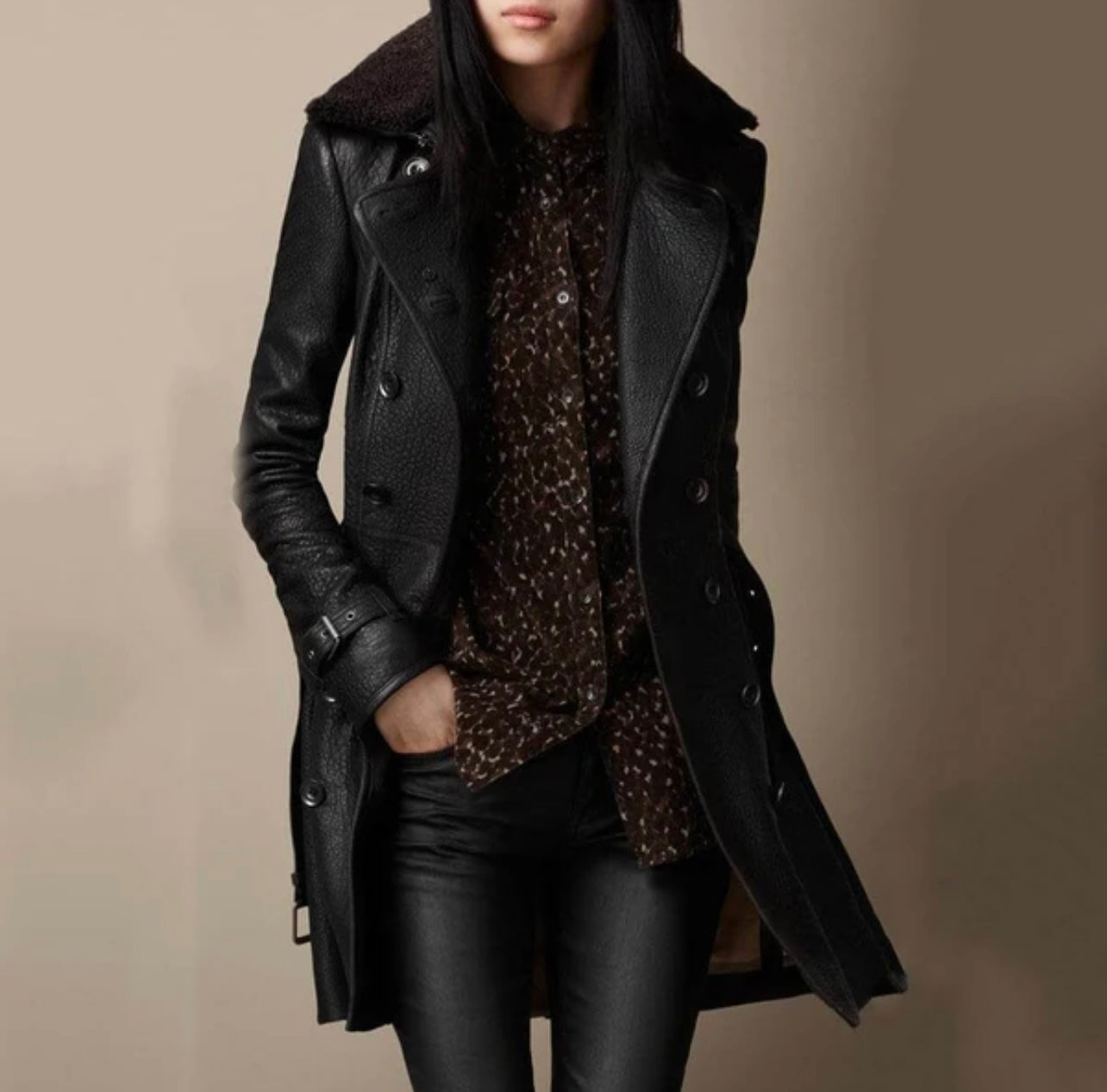 Valeryanne - Elegant Jacket