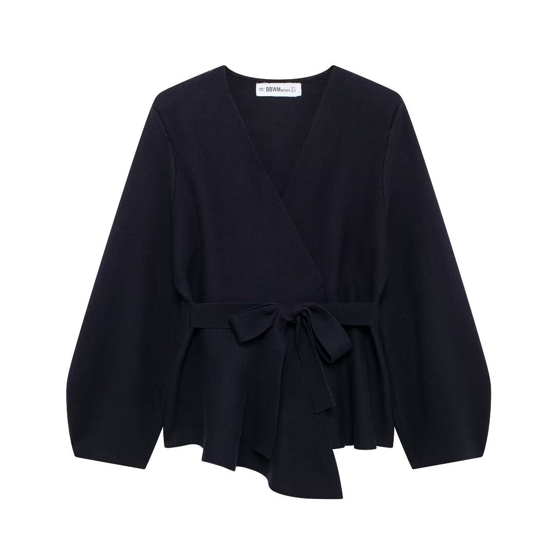 Wickelbluse für Damen mit Bindedetail von MODEGEIST
