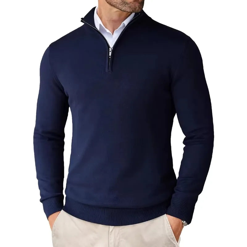 Weicher Herrenpullover mit Kragenreißverschluss aus Baumwollmix