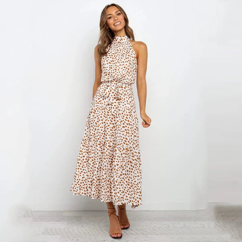 Roisin: Luxuriöses Neckholder-Kleid mit Punkten