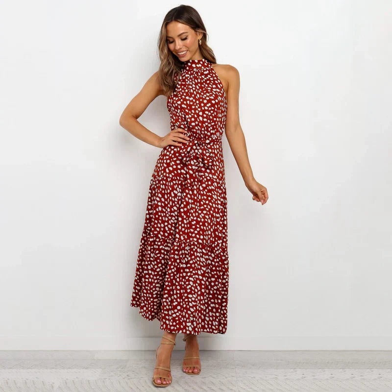 Roisin: Luxuriöses Neckholder-Kleid mit Punkten