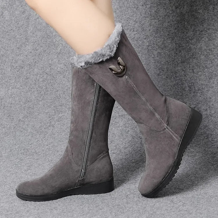 Warme, modische halbhohe Stiefel Saska