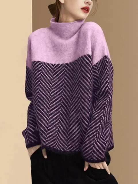 Weiche Pullover aus Olive mit mittlerem Kragen und geteilten Nähten
