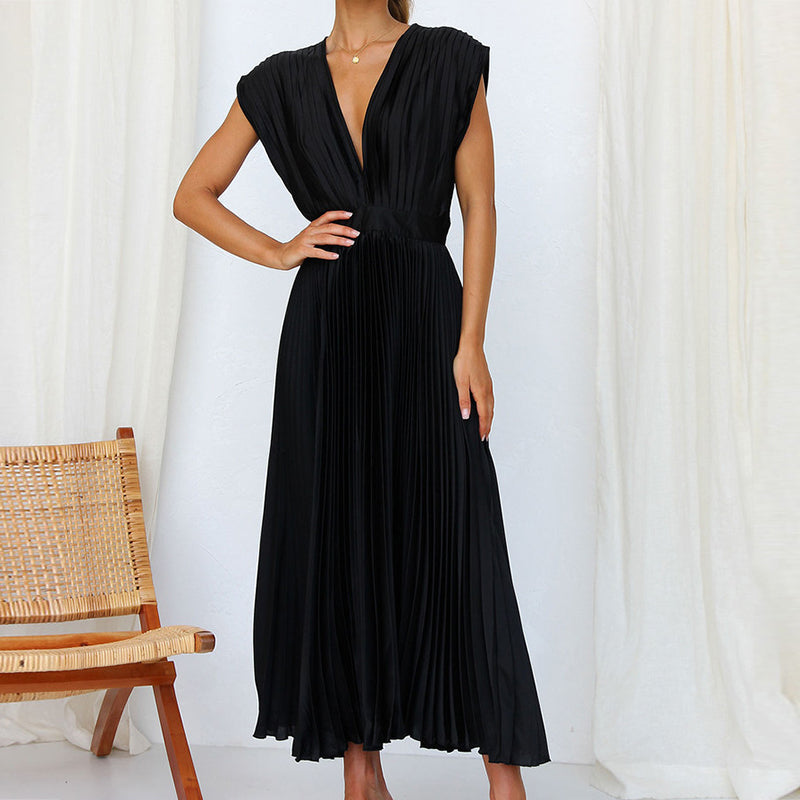 Kleid mit V-Ausschnitt von Tine