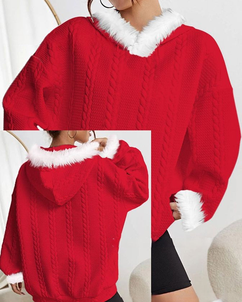 Weihnachtspullover mit Kapuze von Fudus in lässiger Passform