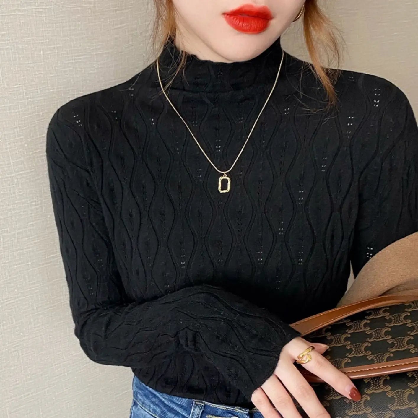 Weicher Damen-Rollkragenpullover aus Strick