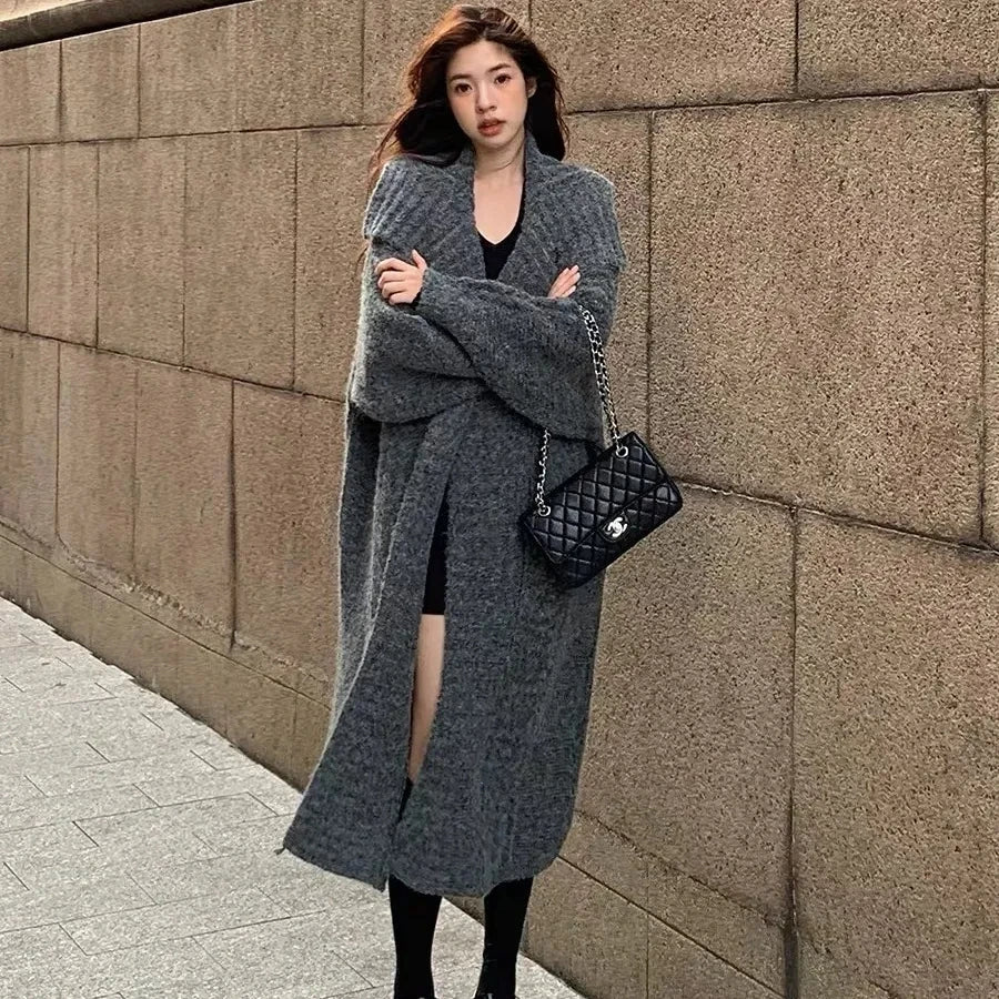 Wintertaugliche Strickjacke von Wesara für Damen mit Kragen und Patchworkmuster