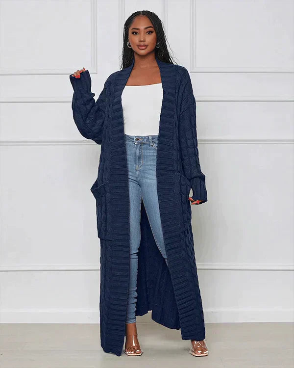 Lockere, lange Strickjacke mit V-Ausschnitt von Theodora