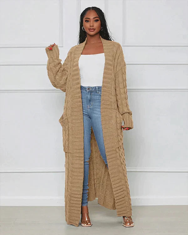 Lockere, lange Strickjacke mit V-Ausschnitt von Theodora