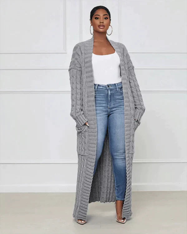 Lockere, lange Strickjacke mit V-Ausschnitt von Theodora