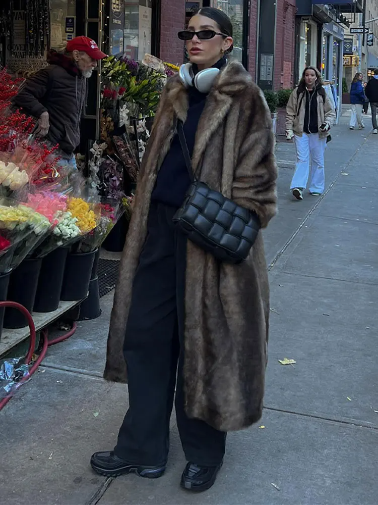 ModeGeist | Flauschiger Winter Trenchcoat