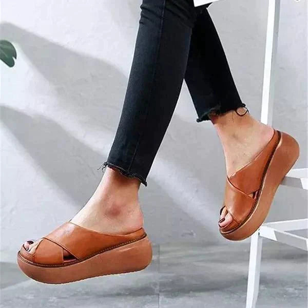 MODEGEIST Damen Flache Sandalen Gepolsterte Sohle Verstellbare Riemen