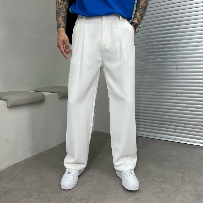 Herrenhose mit eleganter, weiter Plissee-Optik