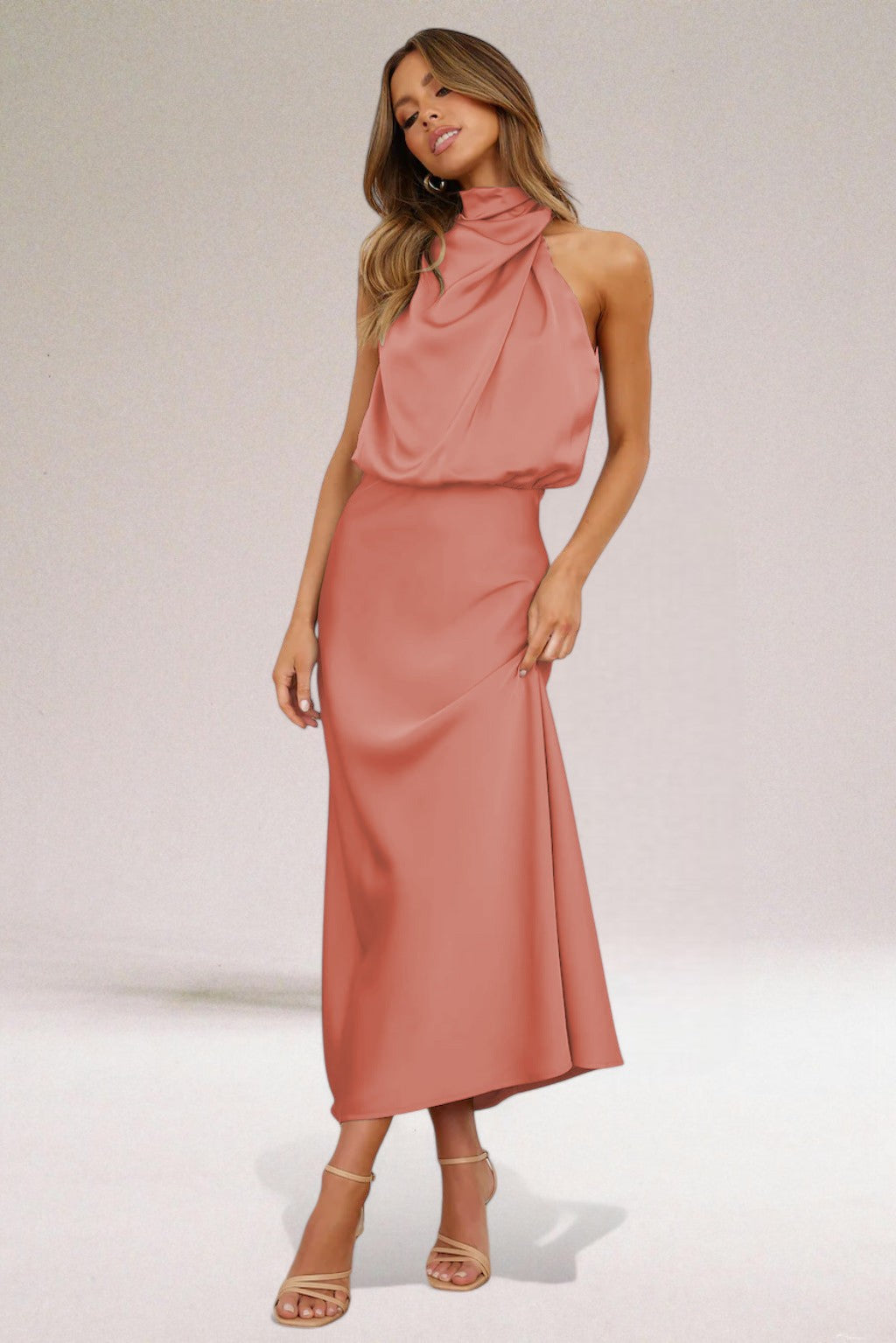 MODEGEIST Damen Neckholder Kleid Fließend Glänzend Elegant Abendkleid