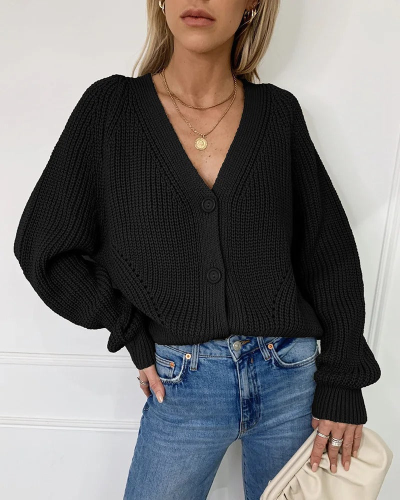 ModeGeist | Kuschelige Strickjacke mit Knopf