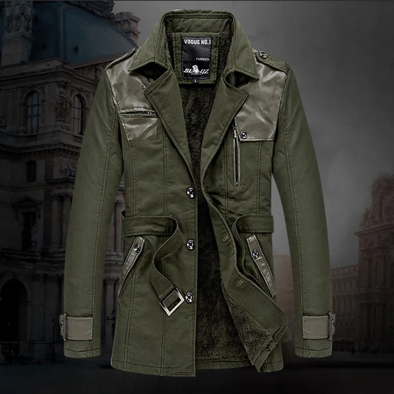 Deven: Modische Jacke im Militär-Stil