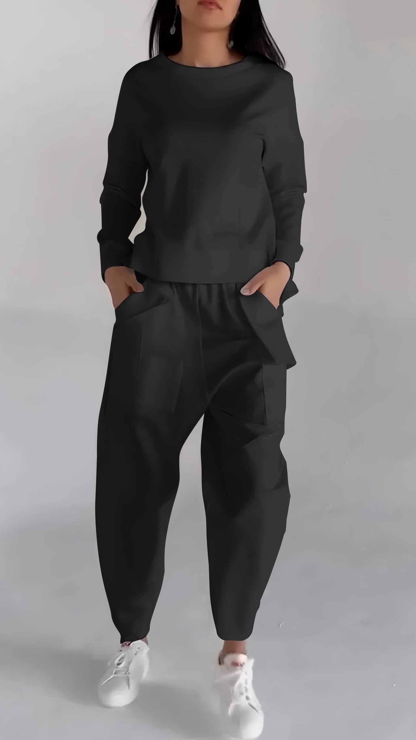 ModeGeist | Funktionales Damensatz mit Leichtem Pullover Look
