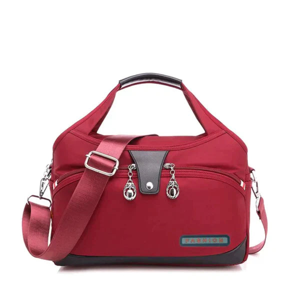 Cora: Eine elegante Handtasche
