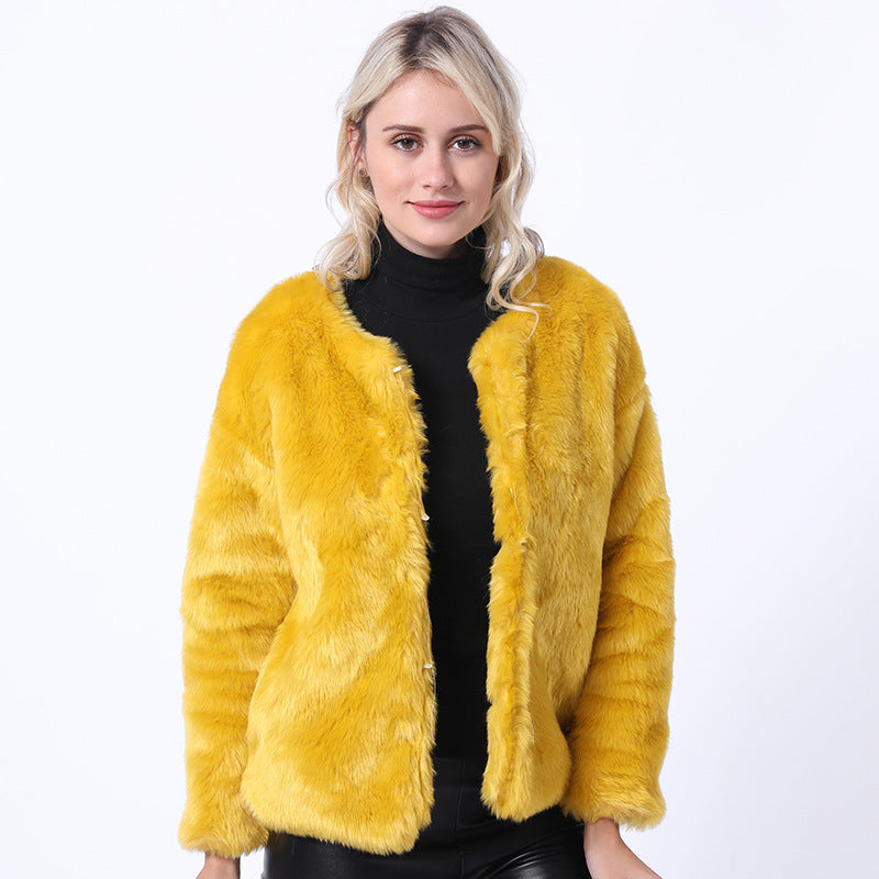 Damen Kurze Kunstpelzjacke mit modernem Schnitt und breit geschnittenen Ärmeln ModeGeist
