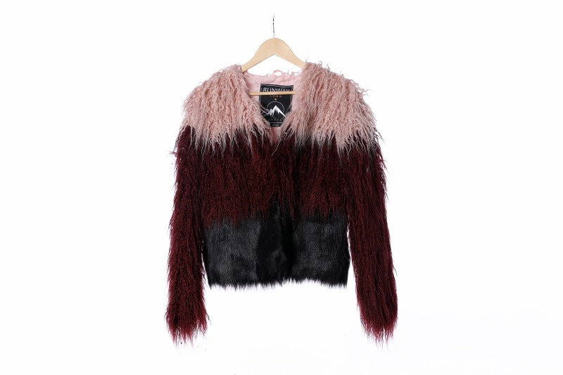 Damen Extravagante Kunstpelzjacke mit federleichtem Design und modischem Schnitt ModeGeist