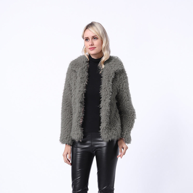 Damen Modischer Kunstpelzjacke mit elegantem Kragen und seitlichen Taschen ModeGeist