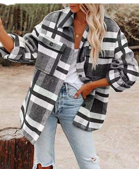 ModeGeist | Shirtjacke - Übergroß Karriert - Lang mit Brusttaschen und Knopfleiste
