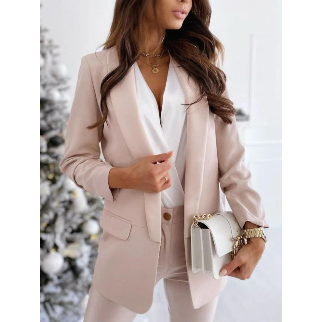 Langarmer, formeller Damenblazer