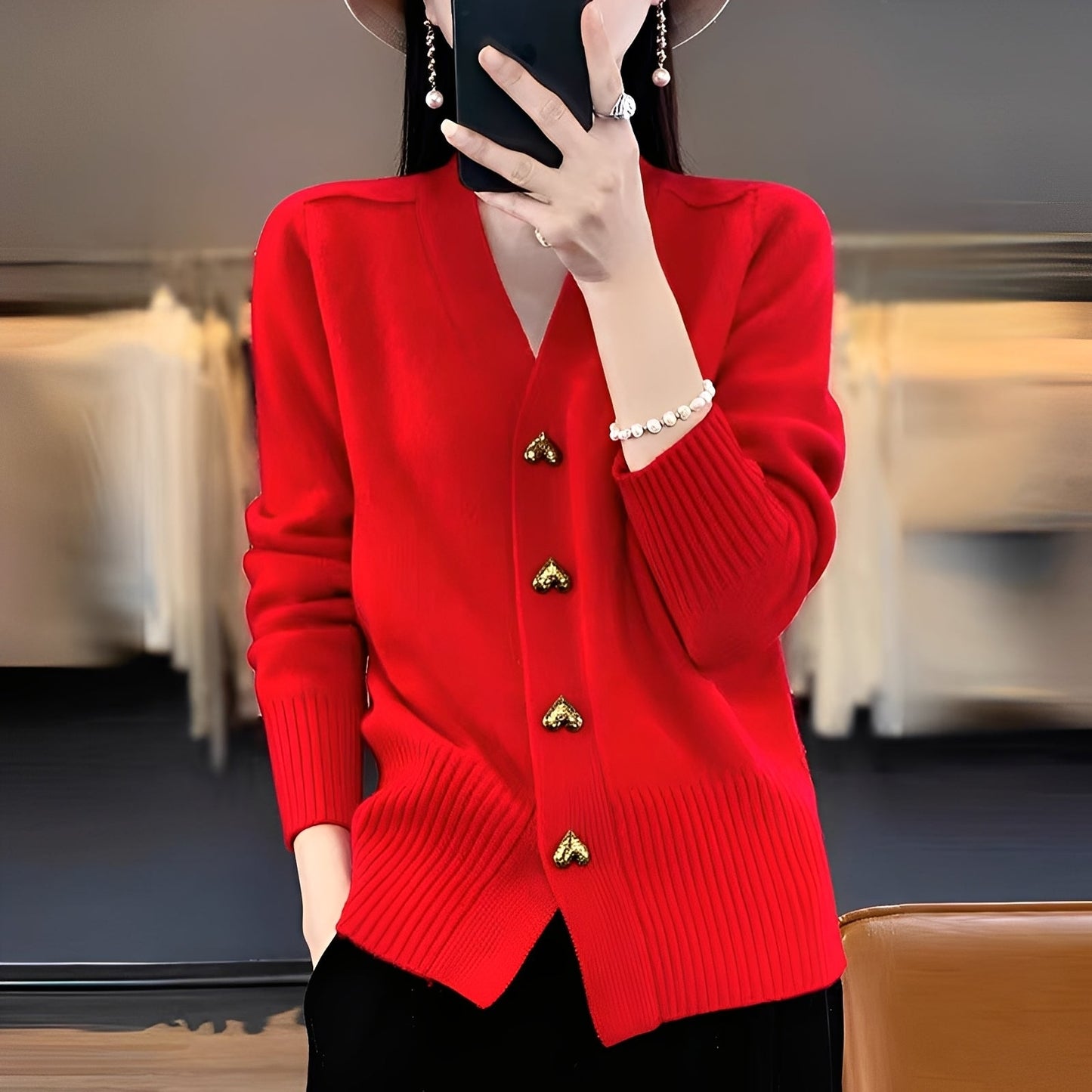 ModeGeist | Strickjacke mit Herzknöpfen für Frauen