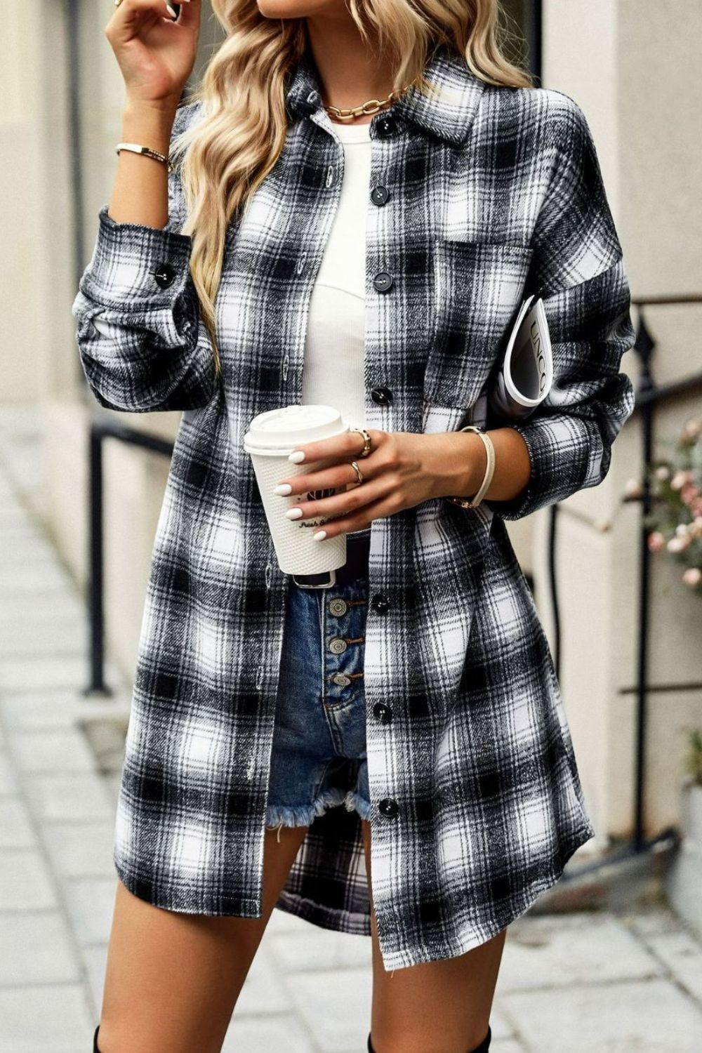 ModeGeist | Karierte Kurze Hemdjacke mit abgerundetem Saum