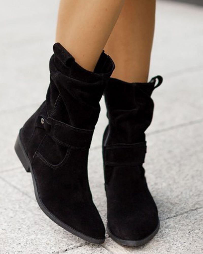 ModeGeist | Modische Stiefel mit Flachen Absätzen