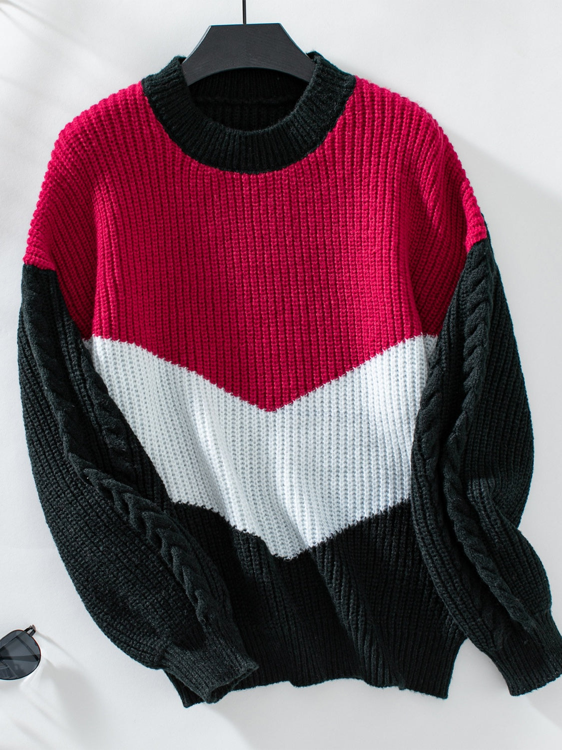 ModeGeist | Strickpullover mit Farbblocken Weicher Strick Elegantes Design