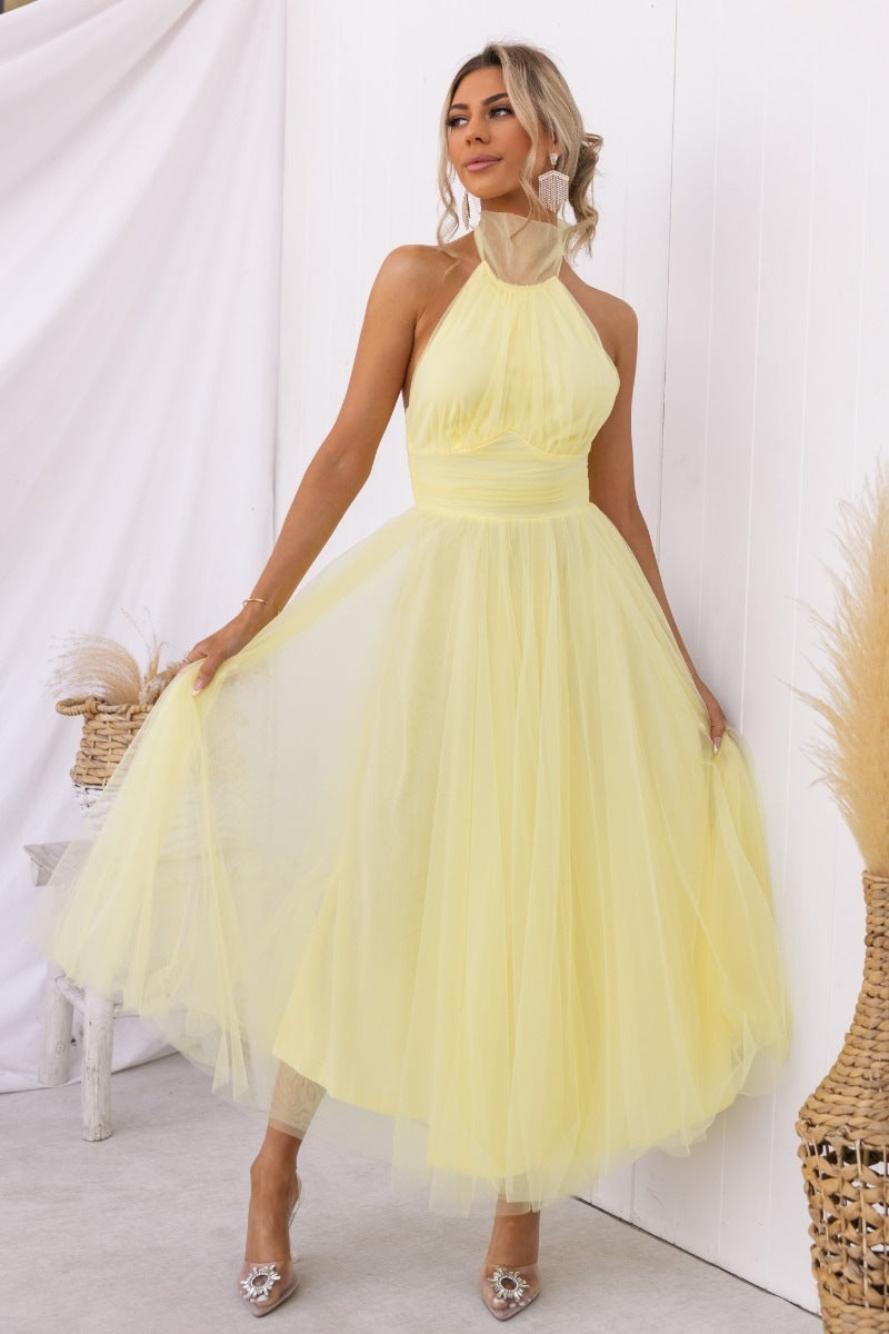 Damen-Kleid von Fudus mit Rollkragen aus Mesh, hängend