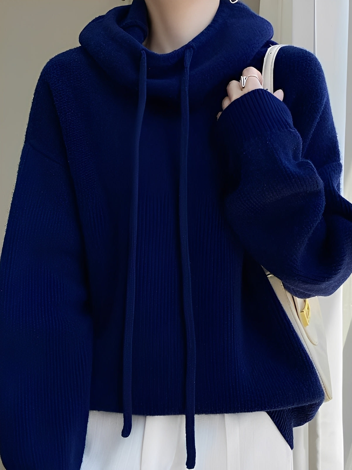 ModeGeist | Warme, weiche Woll-Hoodie für Frauen