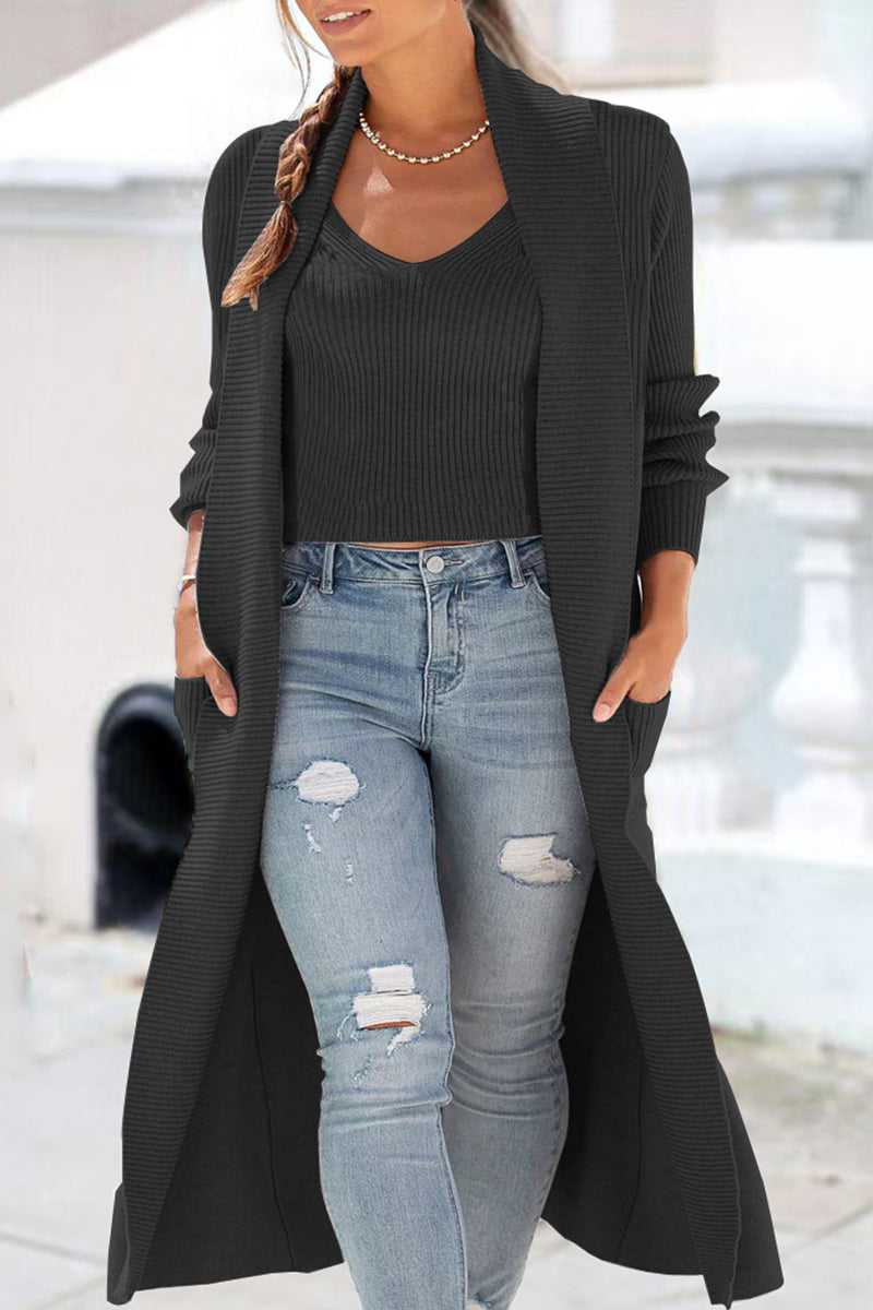 ModeGeist | Modisches und Minimalistisches Winterkleid