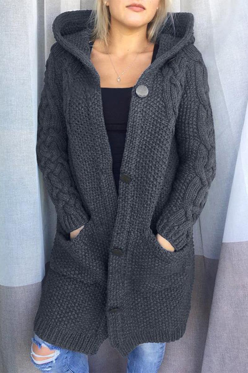 ModeGeist | Modische und Minimalistische Strickjacke