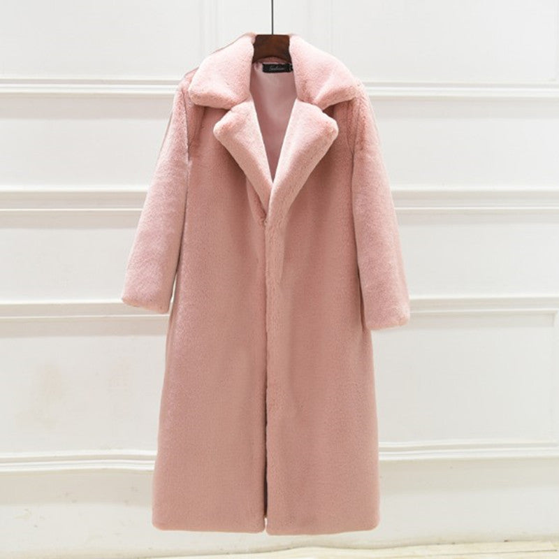 Damen Eleganter und voluminöser Kunstpelzmantel mit breitem Kragen ModeGeist
