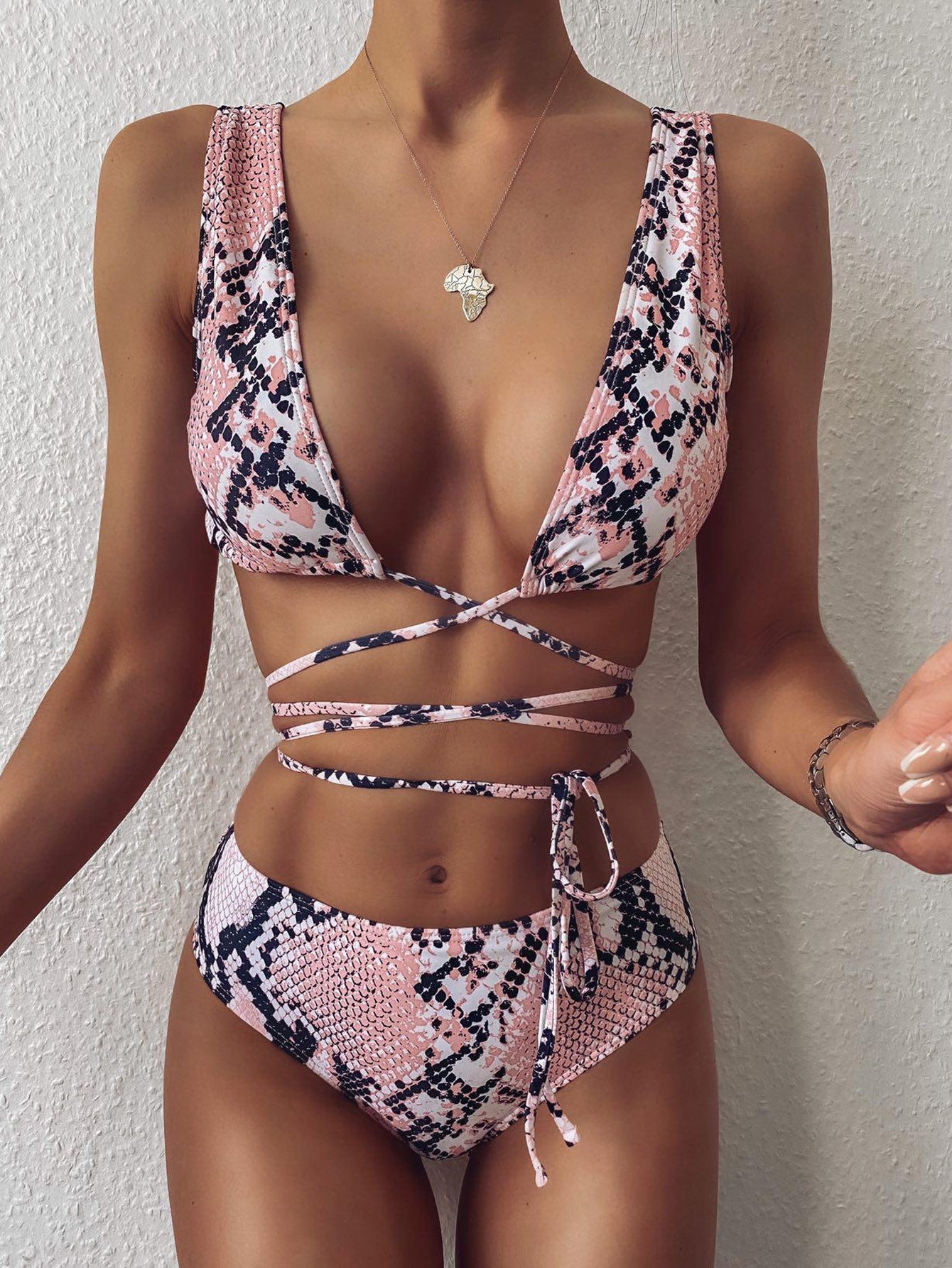 Bikini mit Schlangenmuster und verstellbaren Trägern für Damen