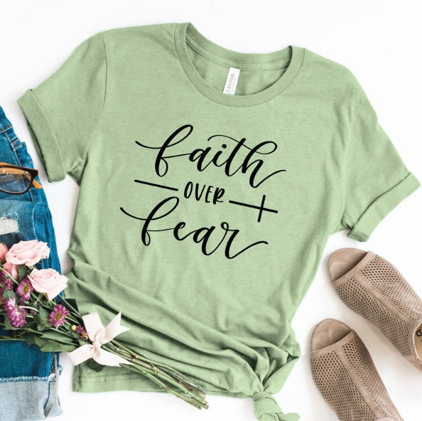 Frauen T-Shirt mit christlichem Glaubens-Aufdruck von Fudus