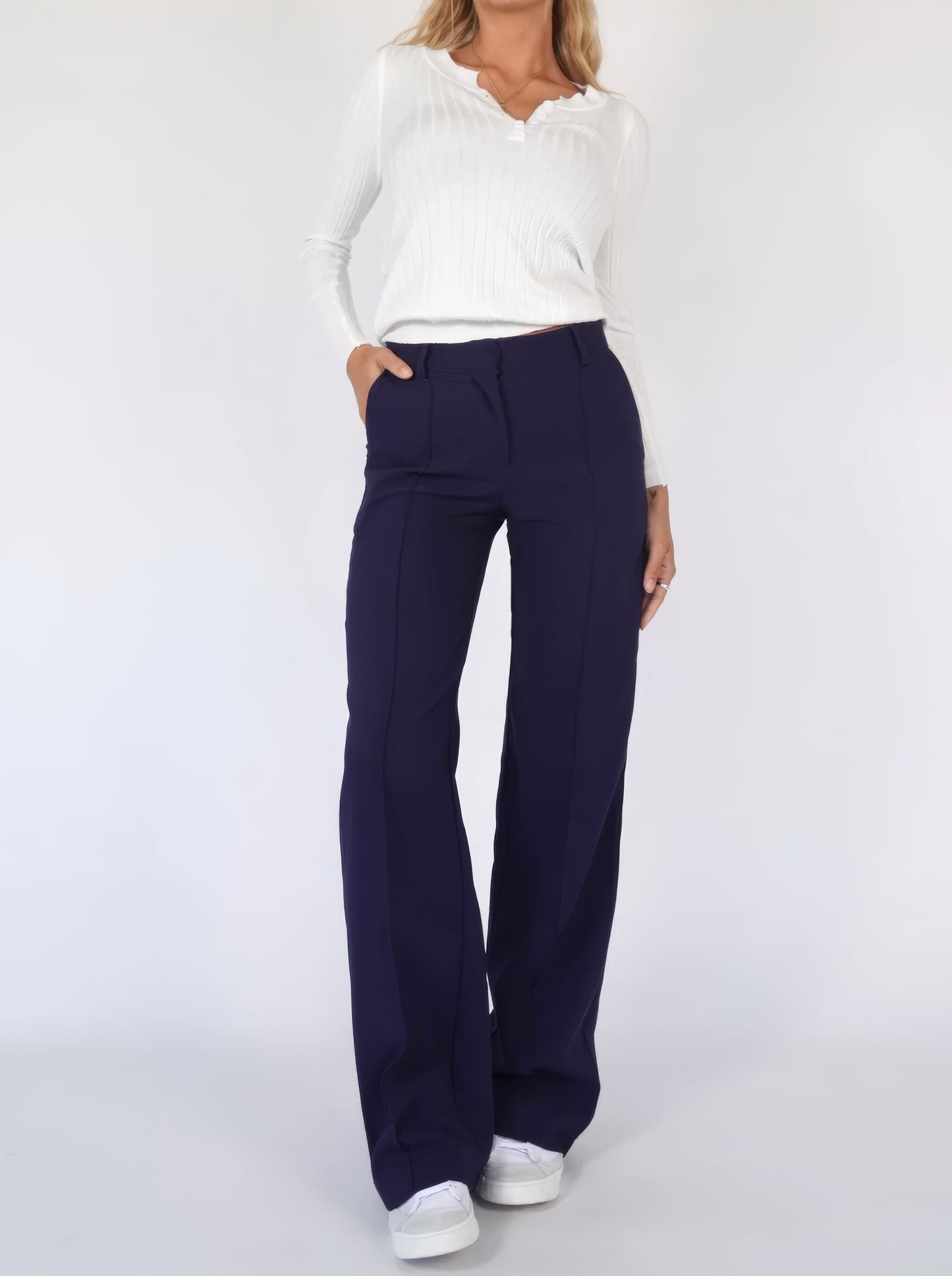 ModeGeist | Maßgeschneiderte Hose mit Geradem Bein