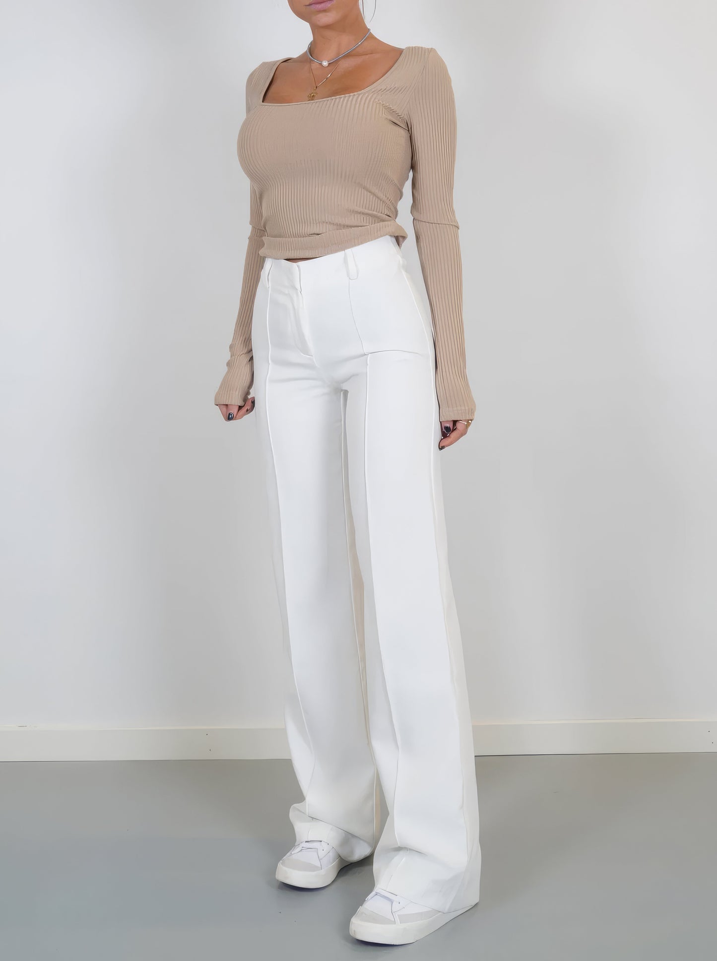 ModeGeist | Maßgeschneiderte Hose mit Geradem Bein