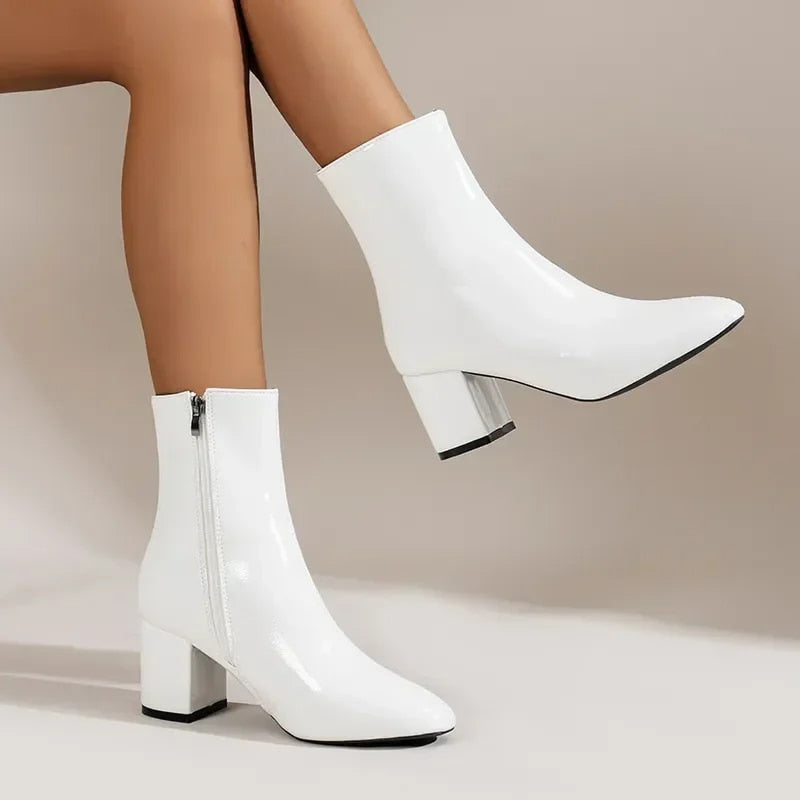 ModeGeist | Bequeme Damen Stiefeletten mit Absatz