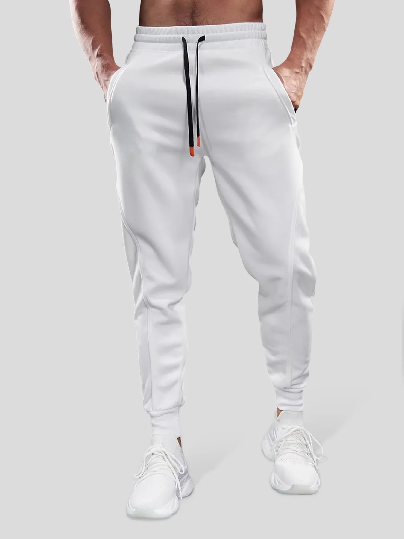 Schmale Jogginghose von HEINRICH