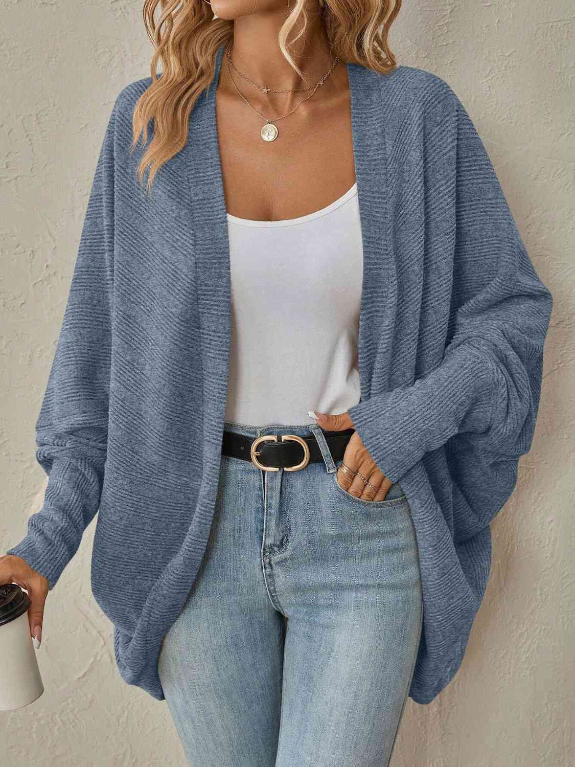 Damen Strickjacke mit Rippenmuster und offenem Schulterbereich