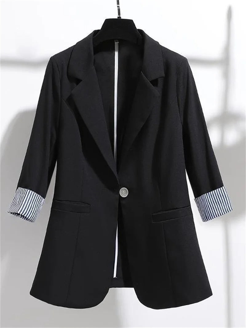 ModeGeist | Schlichte Jacke mit Dreiviertelärmeln für Damen