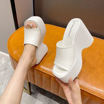 Sina Sophie Keilabsandalen
