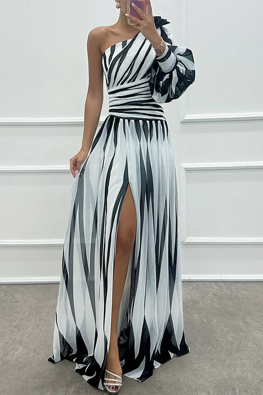 MODEGEIST Damen Maxi-Kleid One-Shoulder Streifen