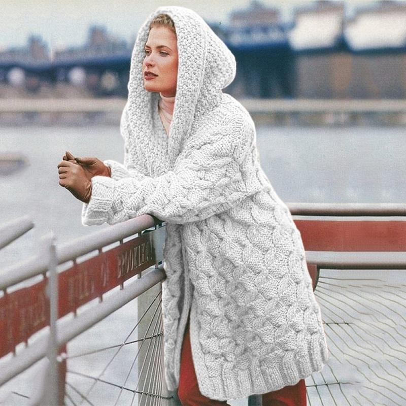 ModeGeist | Lange Strickjacke für Frauen mit Kapuze