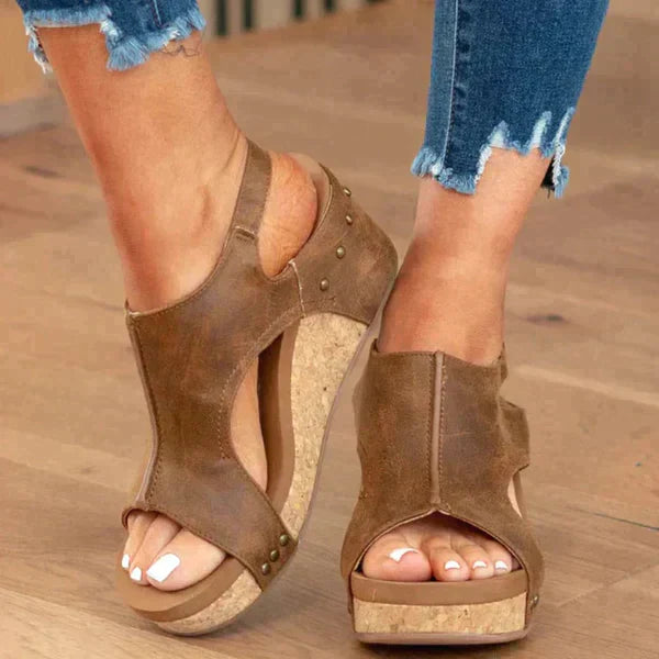 Damen-Sandalen von Laura mit orthopädischer Ausstattung